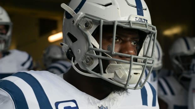 Sep 24, 2023; Baltimore, Maryland, USA;Indianapolis Colts linebacker Zaire Franklin (44) waits to enter the field before the game against the Baltimore Ravens at M&T Bank Stadium.